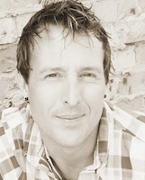 Photo of Greg van Eekhout