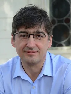 Photo of Simon Boughton