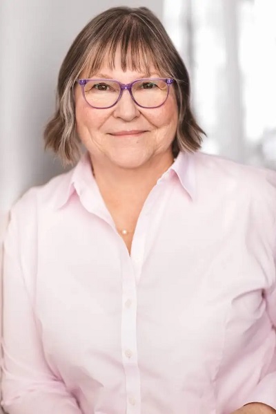 Photo of Oksanna Crawley