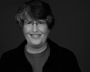 Photo of Laurie Schneider