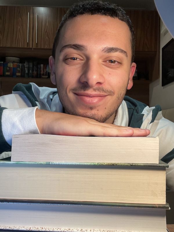 Photo of Andy Darcy Theo